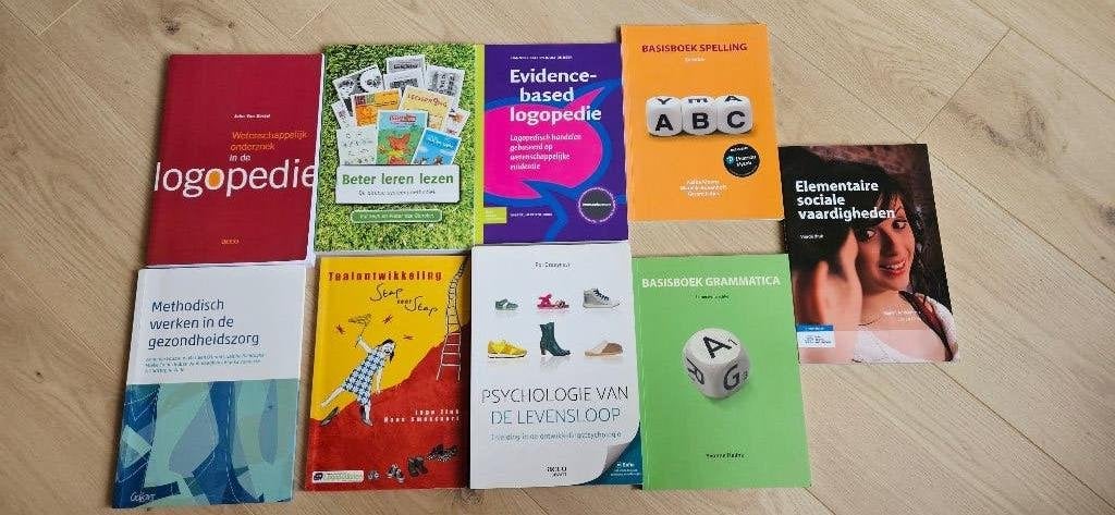 Set Boeken logopedie en audiologie, Enlèvement, Comme neuf, Enseignement supérieur professionnel
