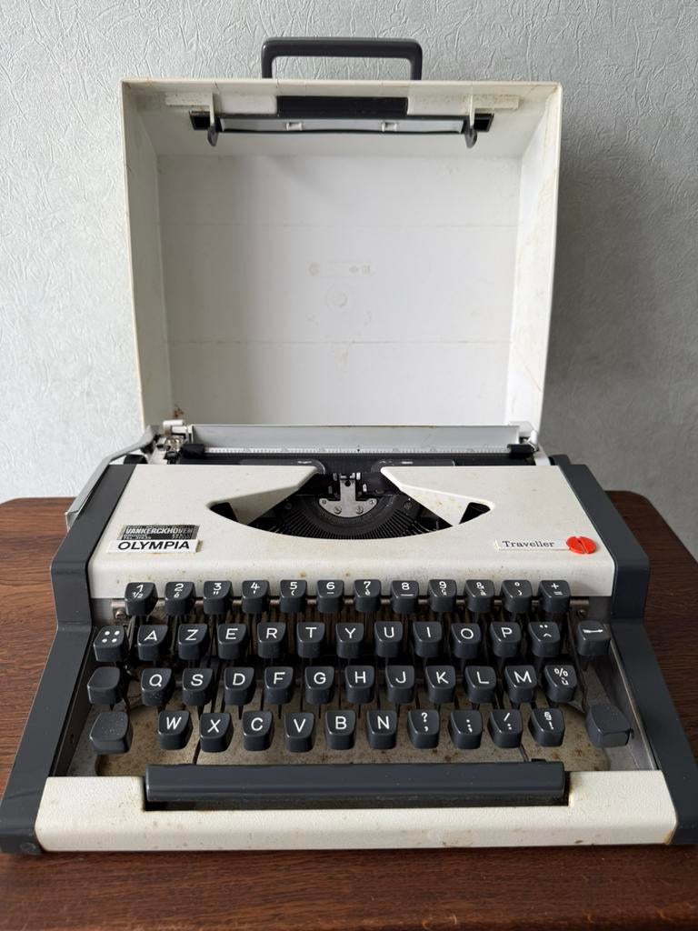 Typmachine, Divers, Machines à écrire, Enlèvement, Utilisé