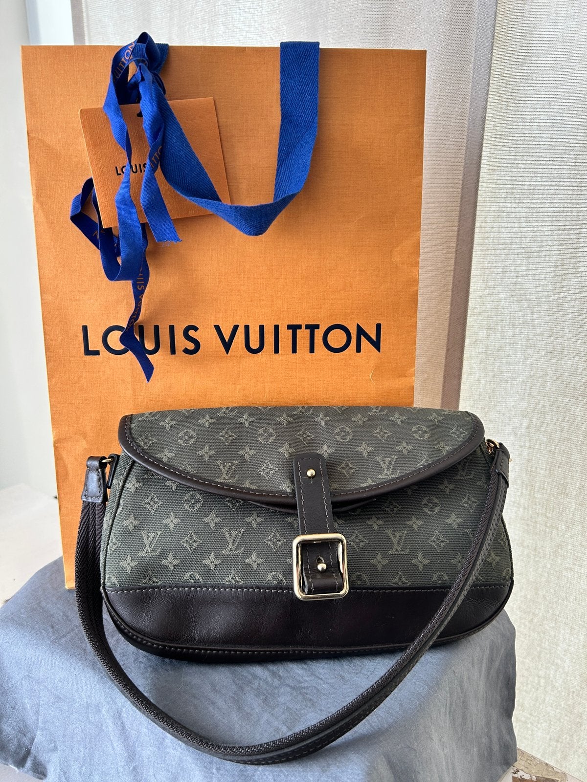 Louis Vuitton Sac Marjorie monogram mini Lin kaki marron, Enlèvement ou Envoi, Comme neuf, Cuir