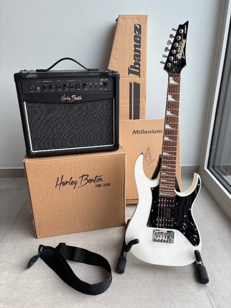 Kinder Elektrische gitaar + staander + versterker + band, Musique & Instruments, Instruments à corde | Guitares | Électriques