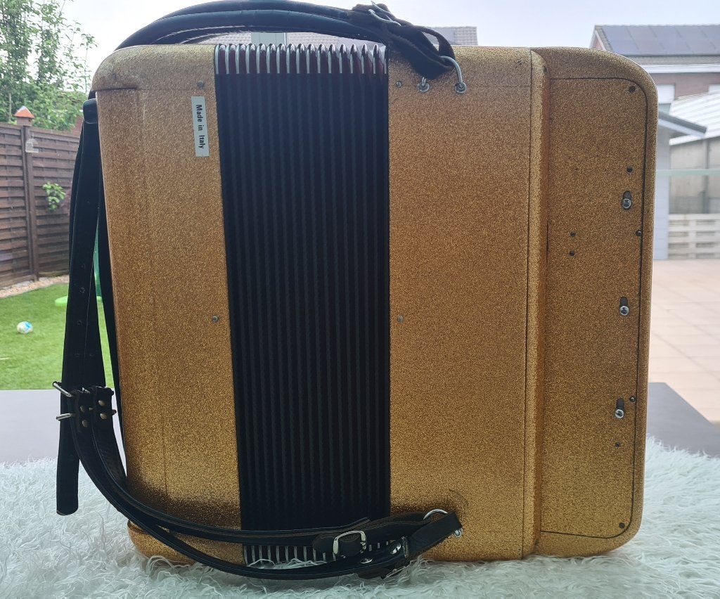 Accordeon Figlio Di Marco, Muziek en Instrumenten, Accordeons, Gebruikt, Met koffer, Knopaccordeon, 120-bas
