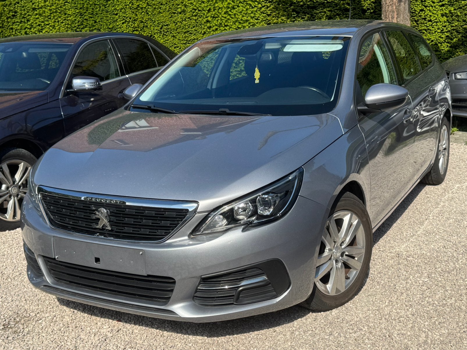 Peugeot 308 1.2i benzine -Navi-2019-CARPLAY-LED-GARANTIE!, Voorwielaandrijving, Stof, Euro 6, Bedrijf