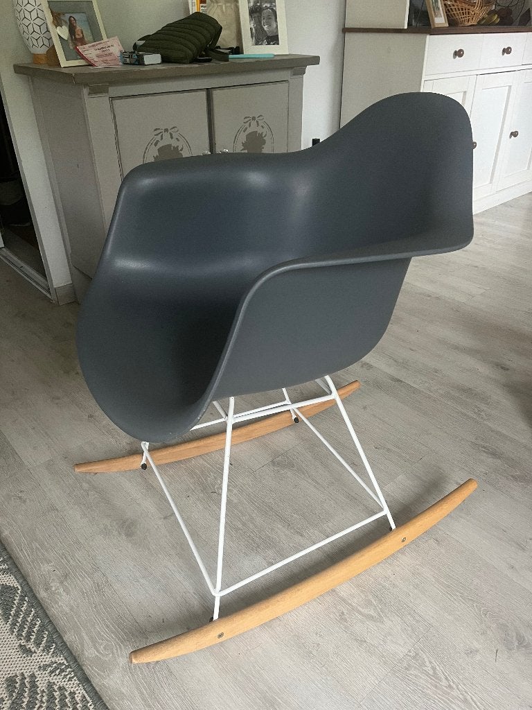Petit fauteuil à bascule, Maison & Meubles, Moins de 75 cm, Comme neuf, Contemporain, Enlèvement