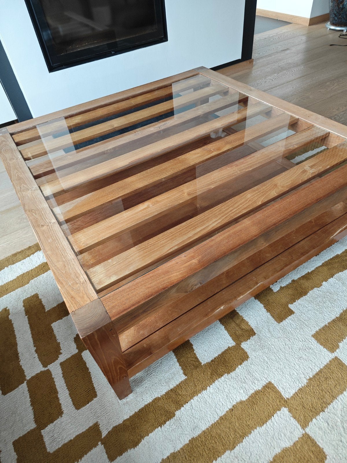 Table basse en teck, Enlèvement, Teck