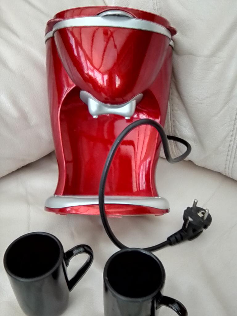 Machine à café ou Coffee maker, Elektronische apparatuur, Koffiezetapparaten, Afneembaar waterreservoir, Koffiemachine, Gemalen koffie