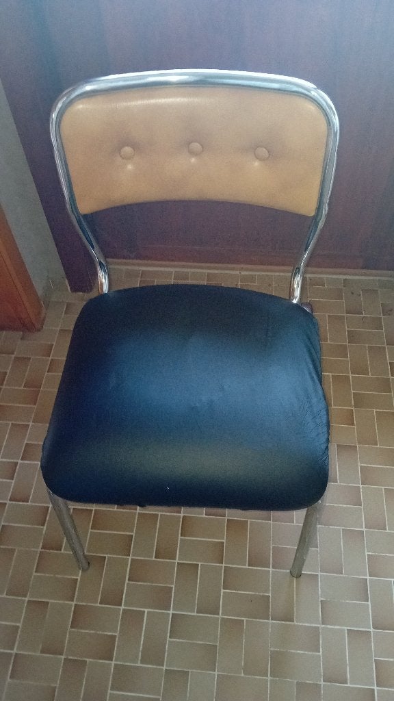 Keukenstoelen, Ophalen
