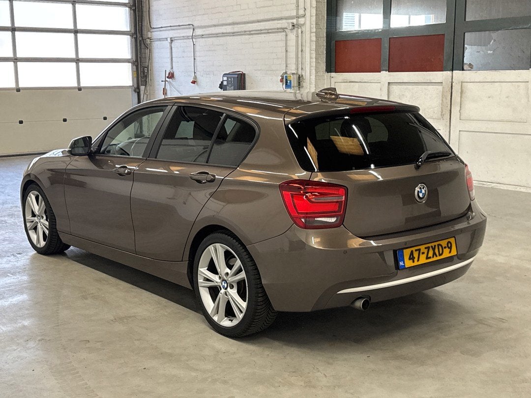 BMW 1-serie 116d EDE Upgrade Edition | Haman Kardon | Naviga, Cuir, Euro 5, Achat, Beige
