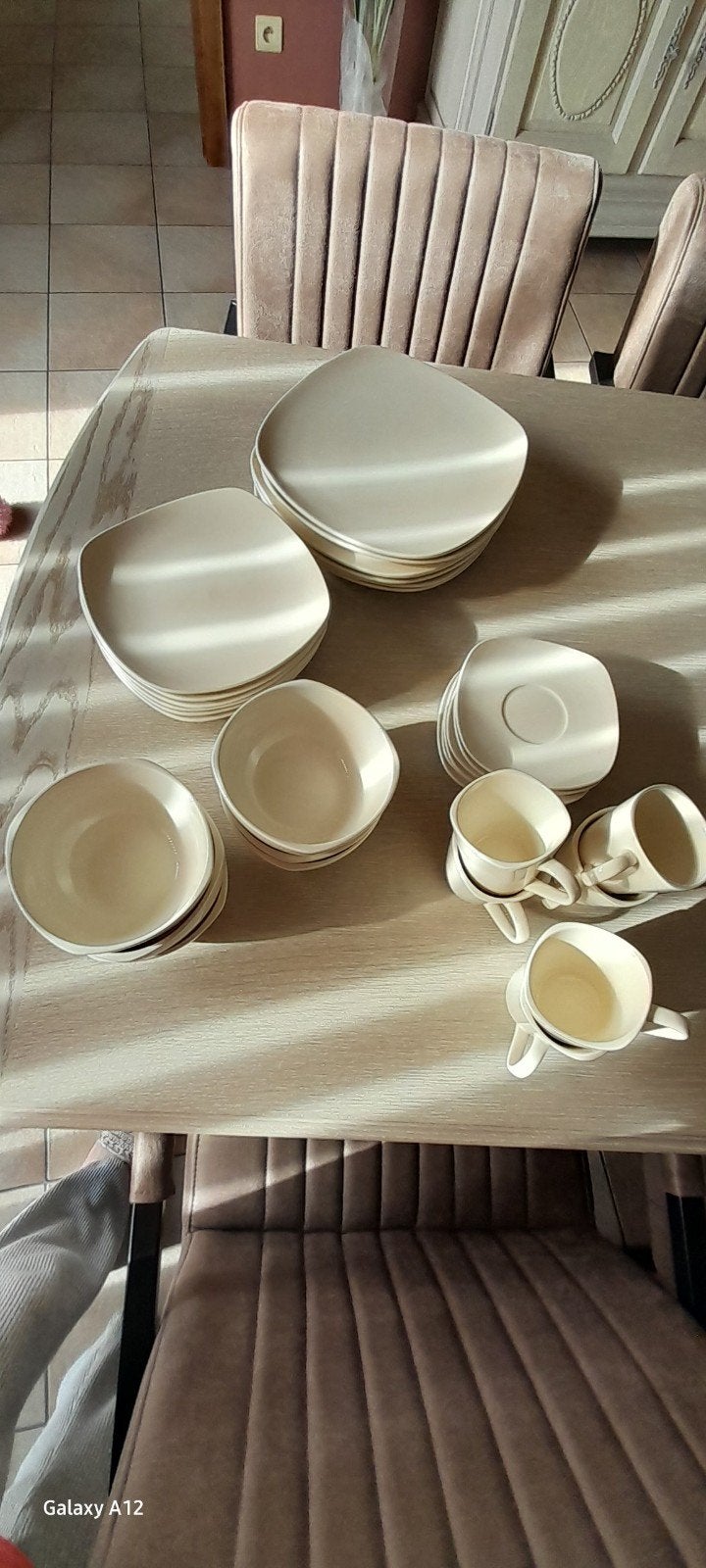 servies 6delig, Huis en Inrichting, Ophalen, Zo goed als nieuw, Bord(en), Klassiek