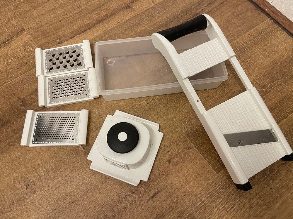 Rasp met bakje, set van 4 stuks, Huis en Inrichting, Ophalen of Verzenden, Zo goed als nieuw