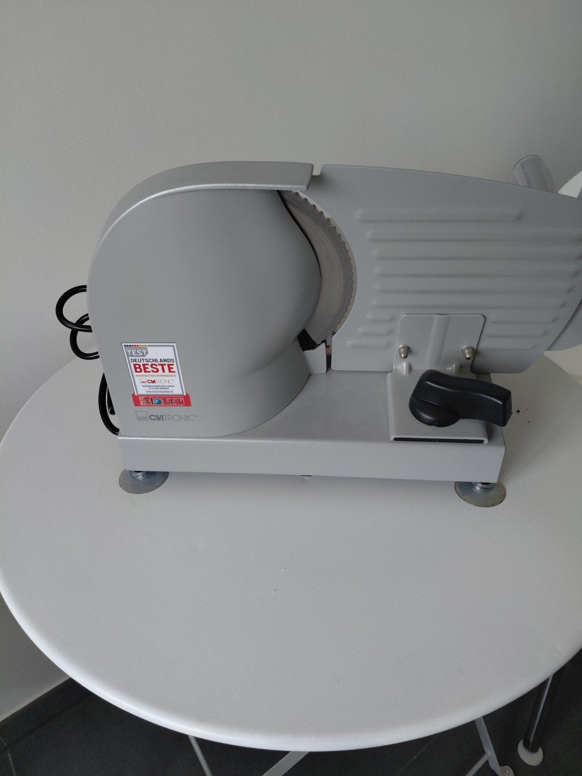 snijmachine  / zowel voor brood al vlees/ merk ciatronic, Ophalen