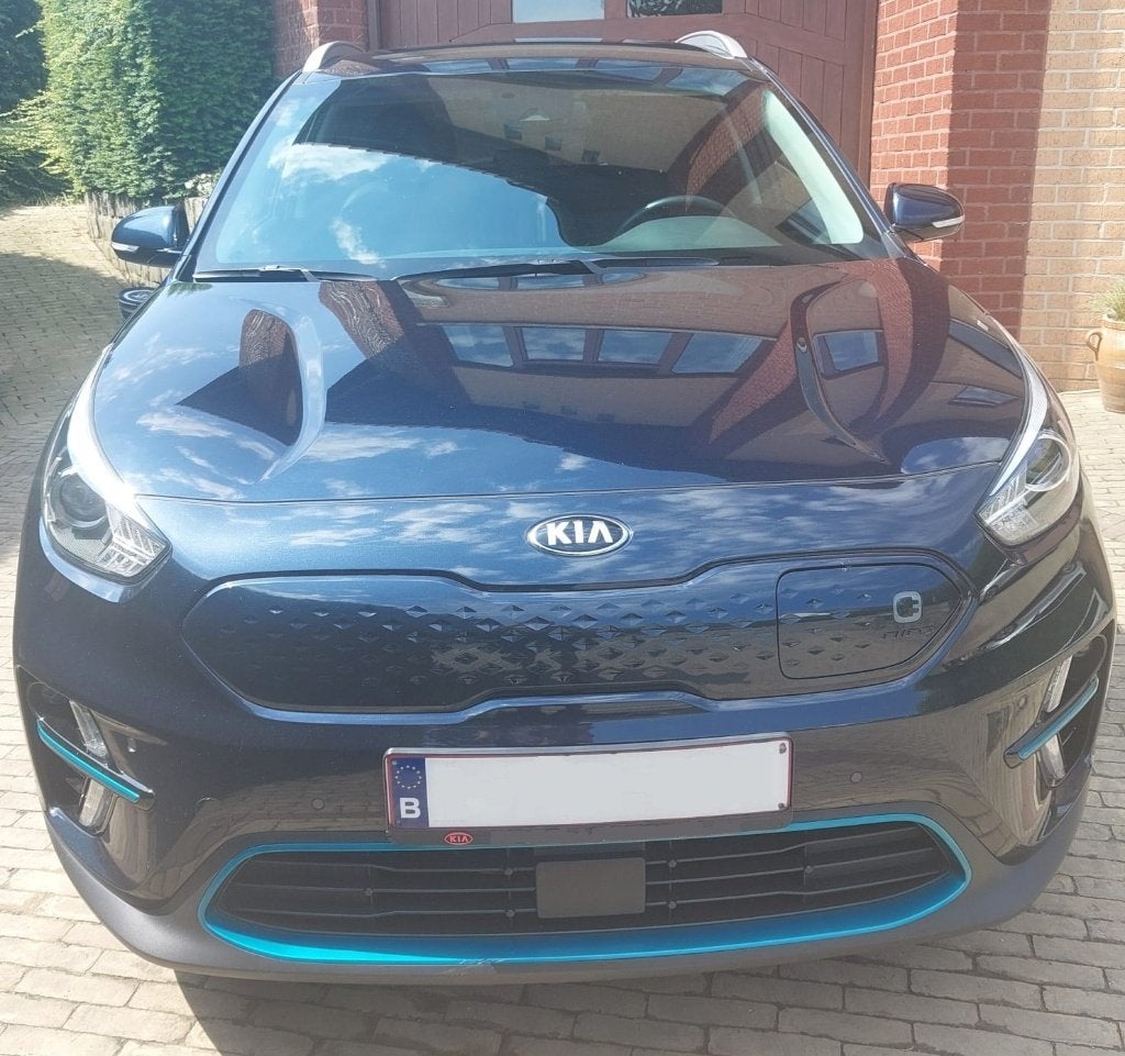 Kia Niro MORE 64 kWh, SOH 100 % 2021, pompe chaleur,220 volt, Autos, Kia, Achat, Entretenue par le concessionnaire, Noir, 5 places
