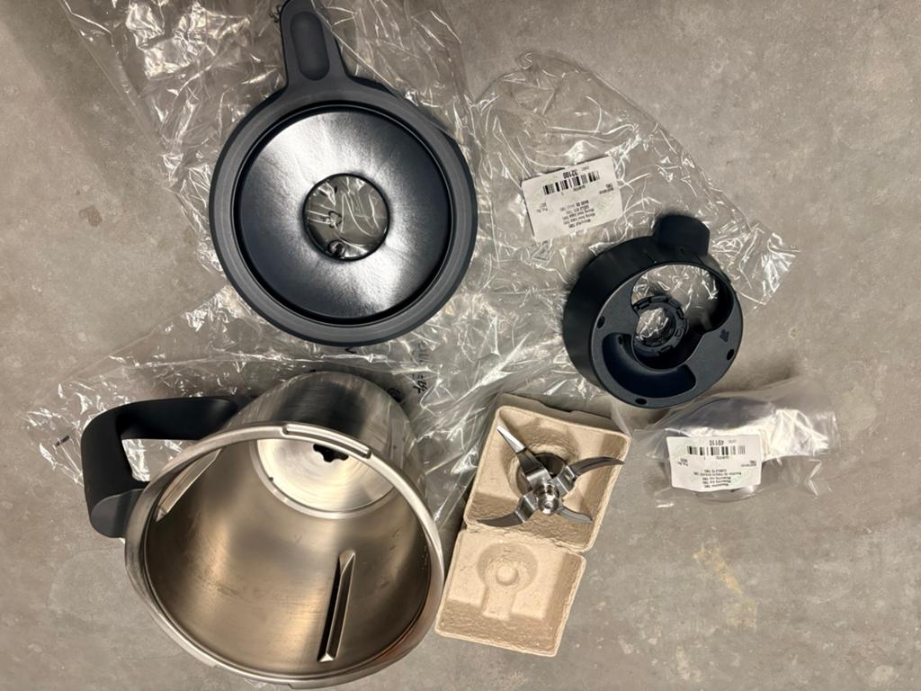 Tasse à mélanger Thermomix TM5 et accessoires, Enlèvement