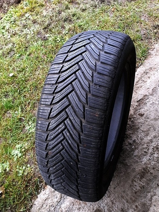 4 Pneus neige Michelin Alpin 6 en 225/55/17, parfait état !!, Autos : Pièces & Accessoires, Pneus hiver, Enlèvement, Utilisé, 225 mm