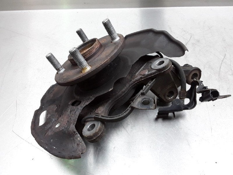 MOYEU DE ROUE AVANT Toyota iQ (01-2009/12-2015), Utilisé, Toyota