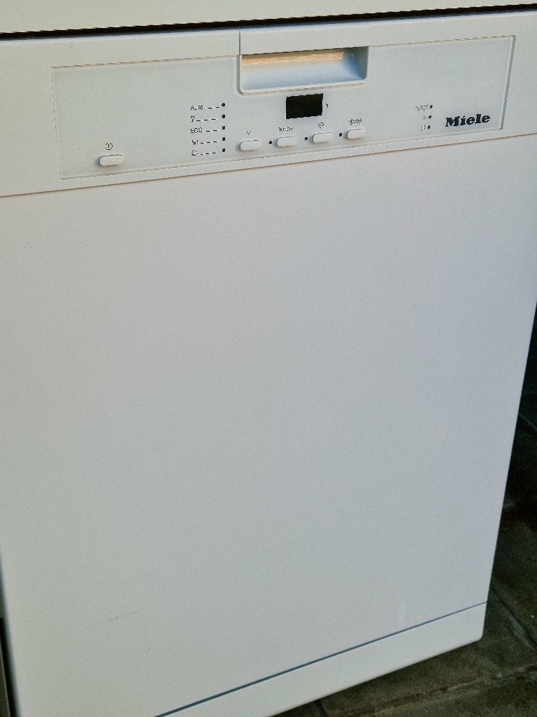 Lave vaisselle Miele, Enlèvement, Comme neuf
