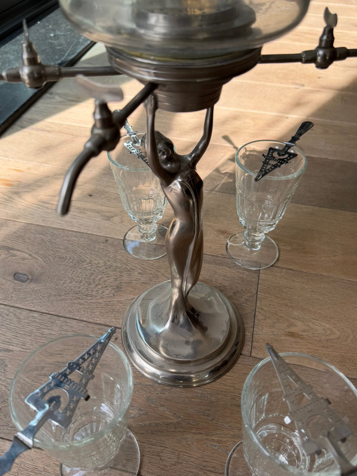 Absinthe fontein, Antiek en Kunst, Ophalen