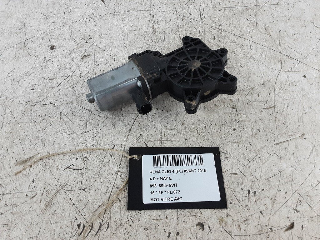MOTEUR LEVE VITRE ELECTRIQUE AVANT GAUCHE Clio IV (5R), Autos : Pièces & Accessoires, Renault, Mevr. I. Hauben, Utilisé, Avant