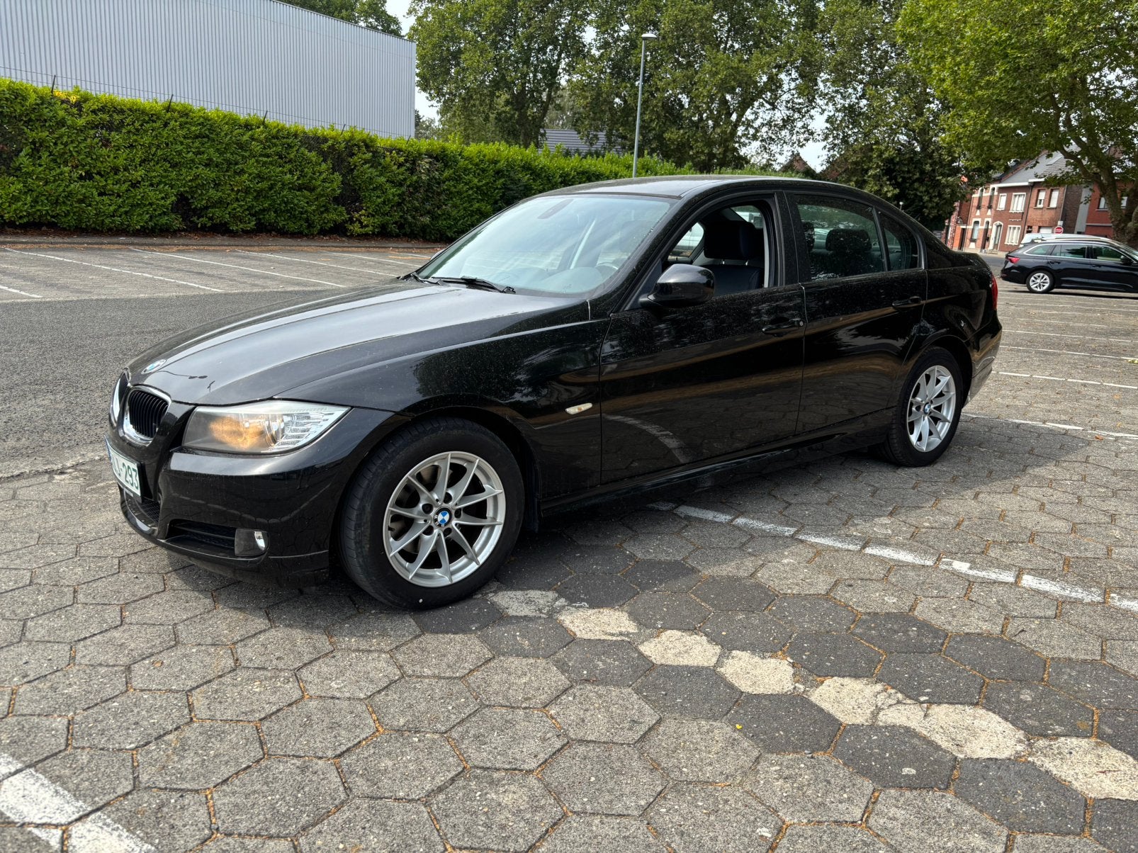 Zeer mooie BMW 318D met 93000 Km in zeer mooie staat., Auto's, BMW, 100 kW, Achterwielaandrijving, Zwart, 4 cilinders
