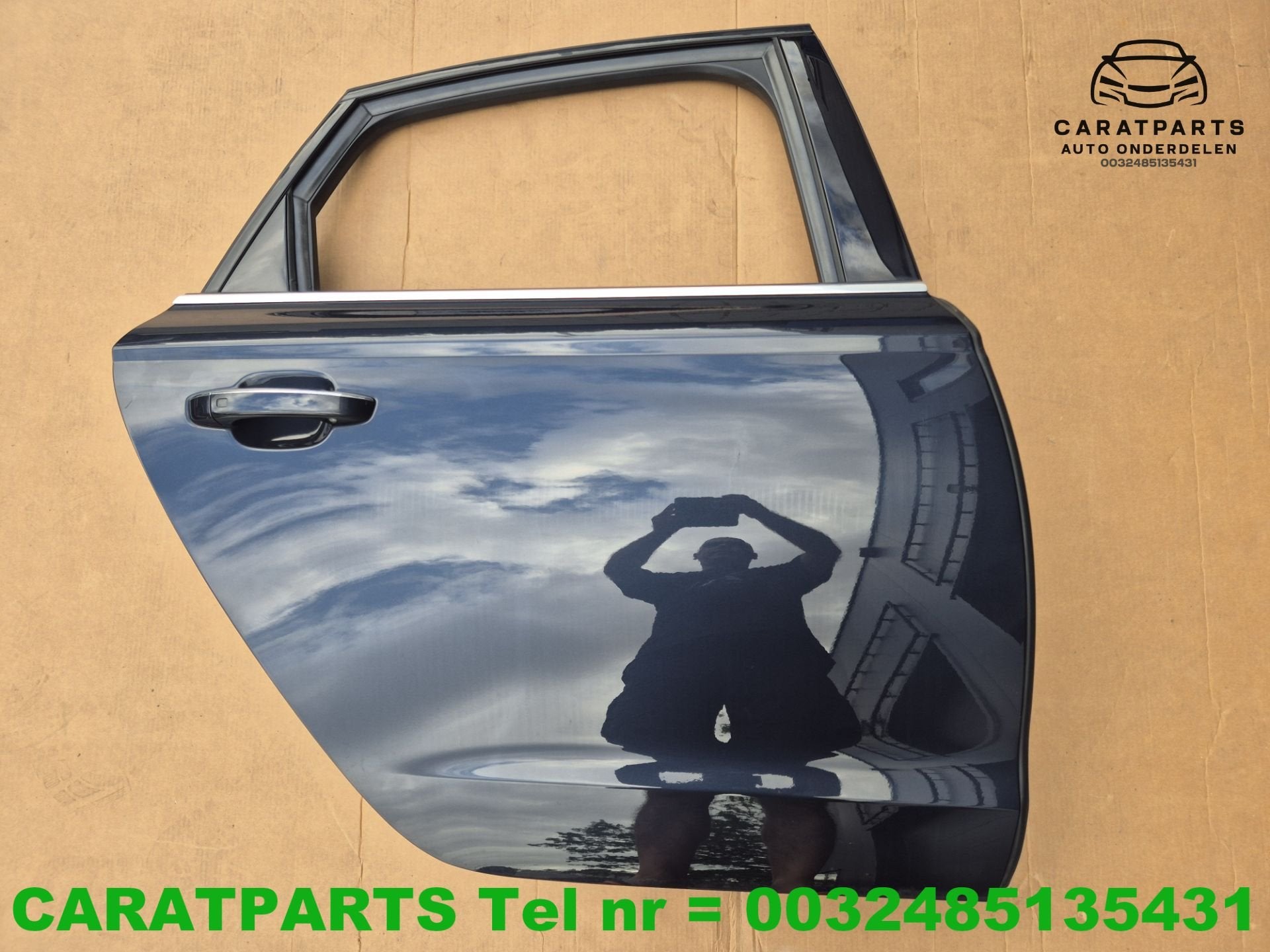 4G5833052 A6 portier A6 deur A6 4G C7 LX5R Bleu clair de lun, AUDI AG, Auto-Union-Strasse 1
85045  Ingolstadt, DE, Audi, Utilisé