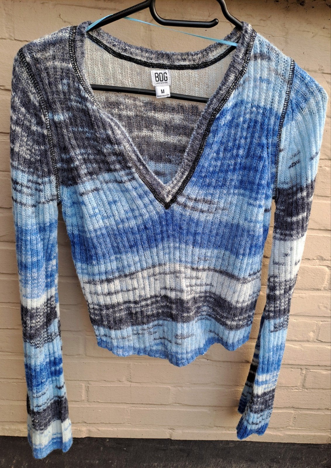 nieuw gebreid truitje met lange mouwen, BDG, mt M, Maat 38/40 (M), Blauw, Nieuw, Ophalen of Verzenden