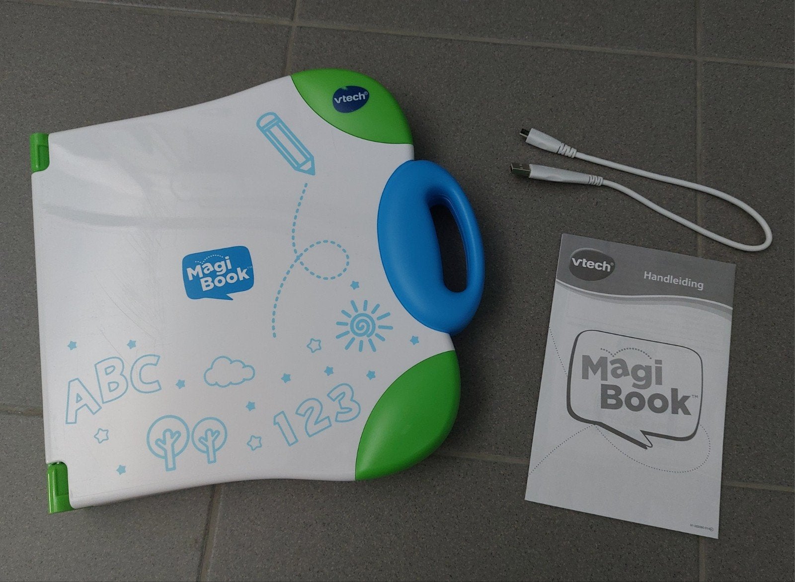 MagiBook Vtech met 6 boekjes - zie foto's, Enlèvement ou Envoi