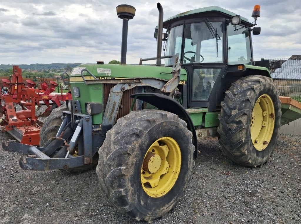 John Deere 3350 + Amazone, John Deere, Enlèvement, Utilisé, 80 à 120 ch