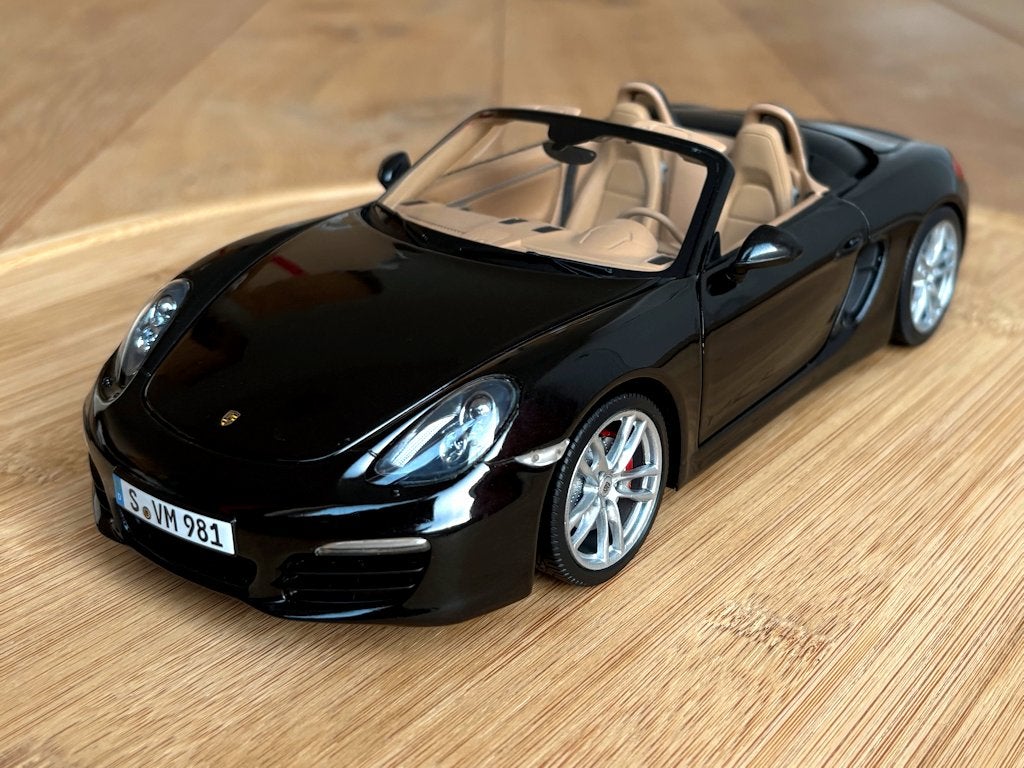 Porsche Boxster S 981 zwart 1:18 dealer editie Minichamps, Hobby en Vrije tijd, Ophalen of Verzenden, Gebruikt, Auto, MiniChamps