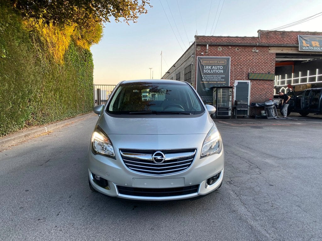 Opel Meriva Cosmo • 05/12/2014 • 163000.km • 1,4i/Essence, Argent ou Gris, Achat, Euro 6, Entreprise
