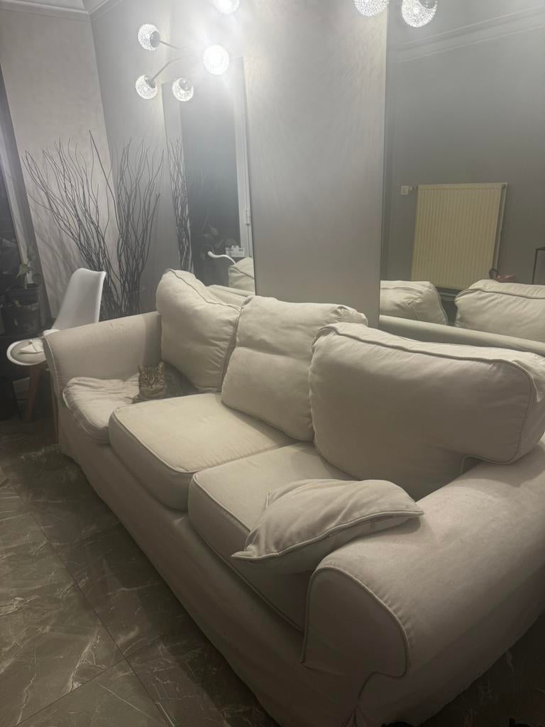 Ikea zetel gratis, Ophalen, Zo goed als nieuw