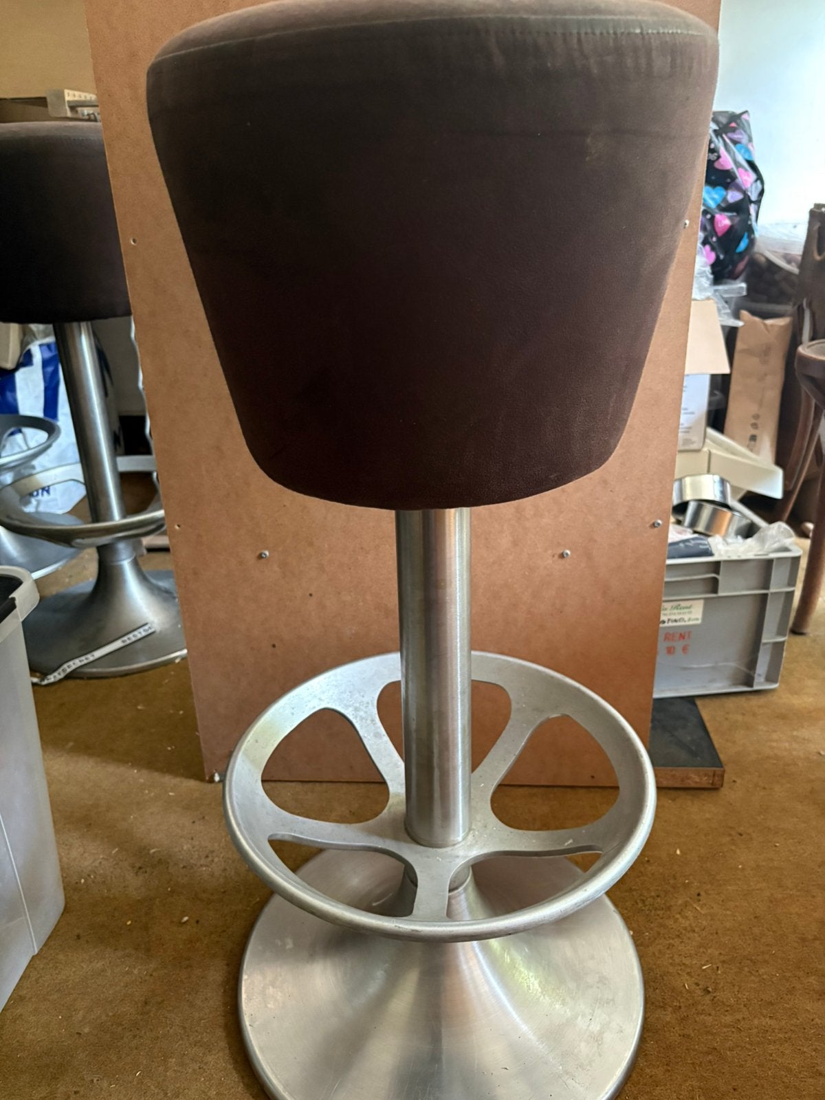 Tabouret de bar Pedrali, Avec repose-pieds, Enlèvement, Utilisé, Cuir
