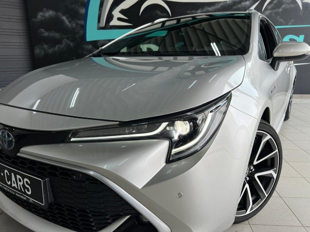 Toyota Corolla 2.0 Hybride / Premium, Argent ou Gris, Achat, Euro 6, Entreprise