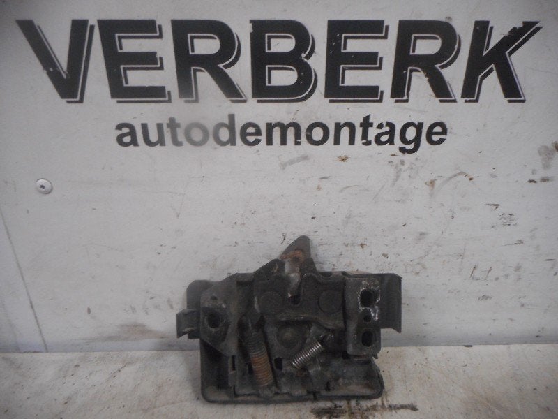 SERRURE CAPOT Rover Tourer {400} (01-1993/11-1998), Rover, Marcel-Breuer-Straße 4
80807  München, DE, Kunde@mgmotordeutschland.de