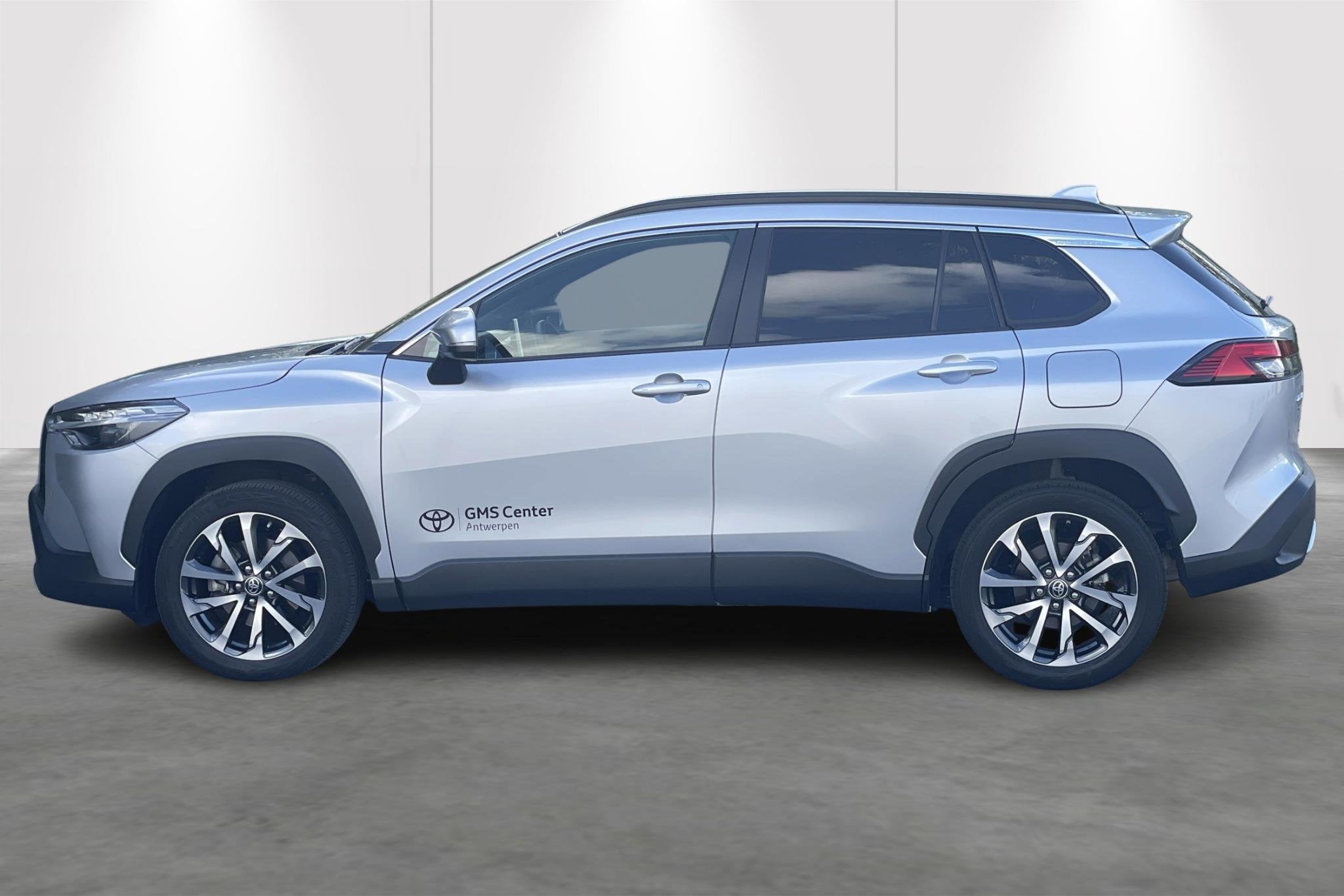 Toyota Corolla Cross 2.0 Hybrid Style, Stof, Gebruikt, 750 kg, 1435 kg