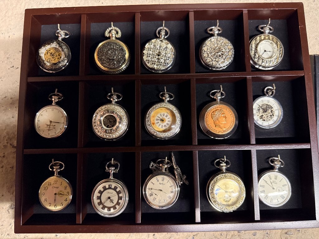 Zakhorloges, Ophalen, Zo goed als nieuw