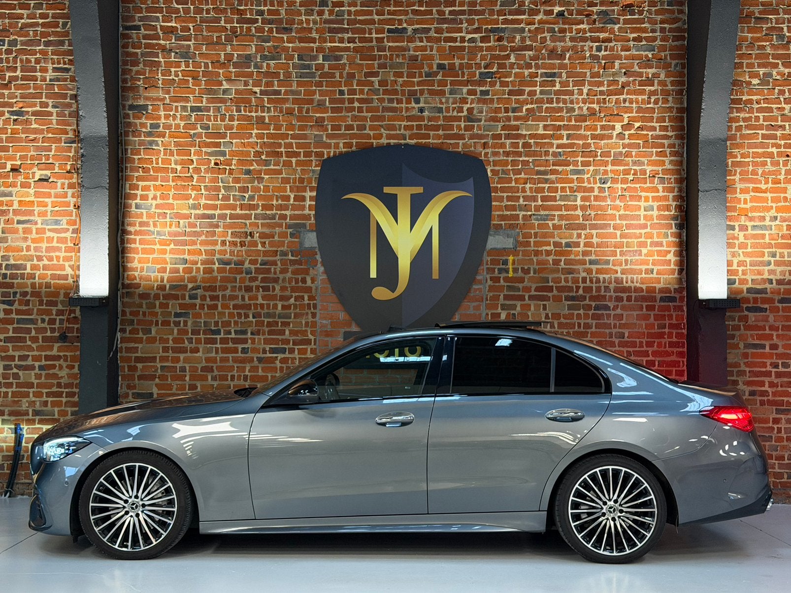 Pack Mercedes C220d AMG | Caméra 360 | Panodak | Full LED, Autos, Cuir, Argent ou Gris, Achat, Euro 6