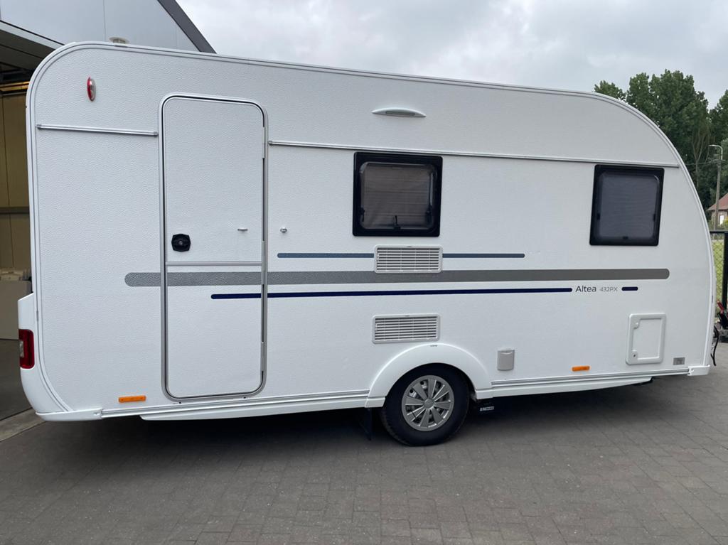 Adria Altea 432 PX in topstaat!, Ringverwarming, Vast bed, Treinzit, Particulier