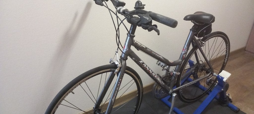koers fiets voor vrouwen, Ophalen