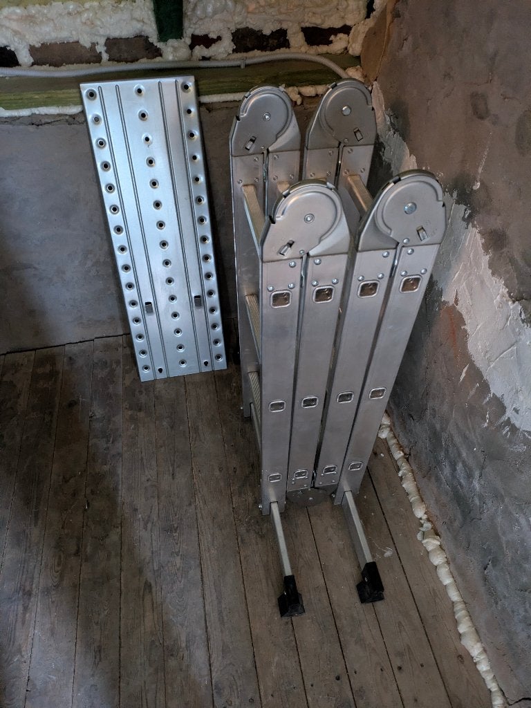 Échelle pliante 4en1 Escalo Multifold avec plateforme, Bricolage & Construction, Échelles & Escaliers, Pliable ou rétractable/escamotable