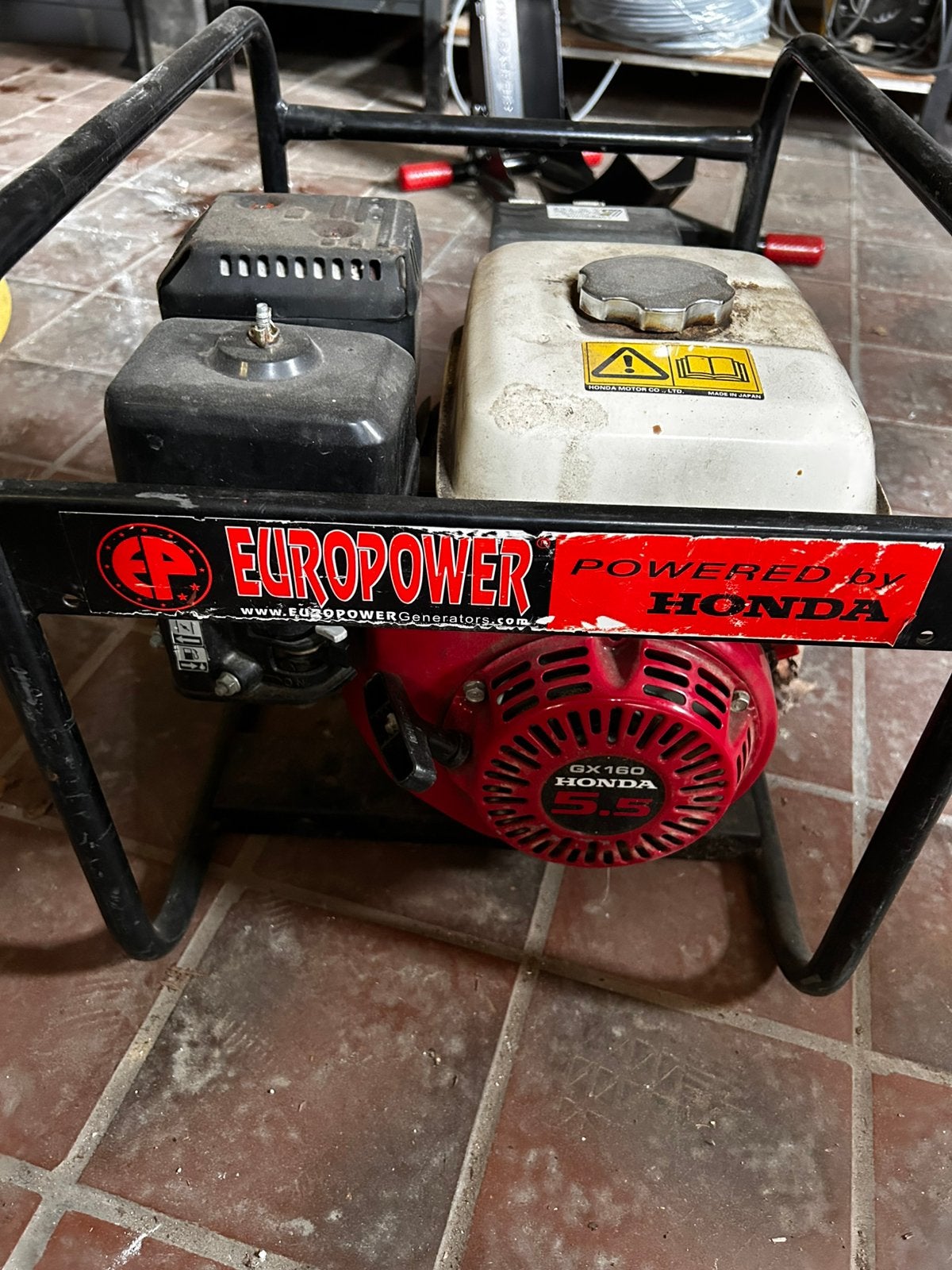 Honda stroomgroep 5,5 pk 2000W, Doe-het-zelf en Bouw, Aggregaten, Ophalen, Gebruikt, Minder dan 5 kVA, Benzine