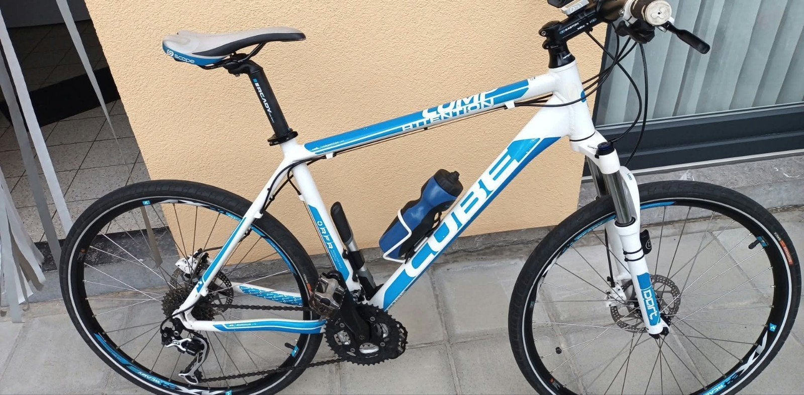 vtt CUBE taille roue 26/ 2 nouveau pneus, Vélos & Vélomoteurs, Enlèvement, 26 pouces