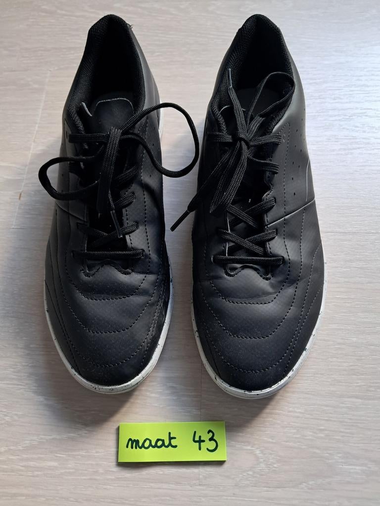 Zaalvoetbalschoenen/turnschoen, Sport en Fitness, Ophalen