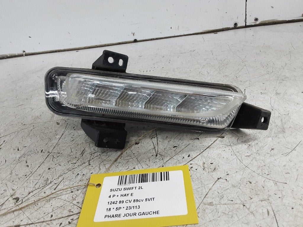 FEU DE JOUR AVANT GAUCHE Swift (ZC / ZD) (3658452R00), Suzuki-Allee 7
64625  Bensheim, DE, Suzuki Deutschland GmbH, Kontakt@suzuki.de