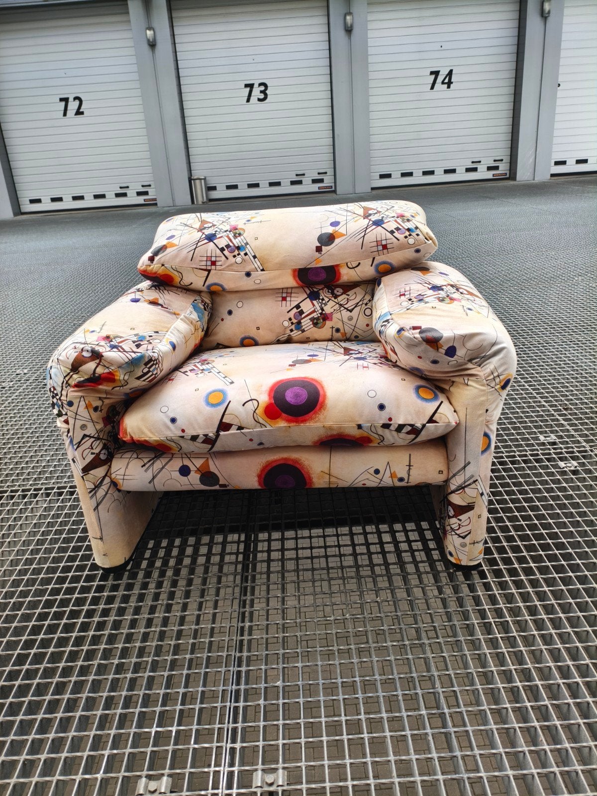 Cassina Maralunga fauteuil in Wolff Blitz velvet stof, Huis en Inrichting, Fauteuils, Zo goed als nieuw, Stof, 75 tot 100 cm, 75 tot 100 cm