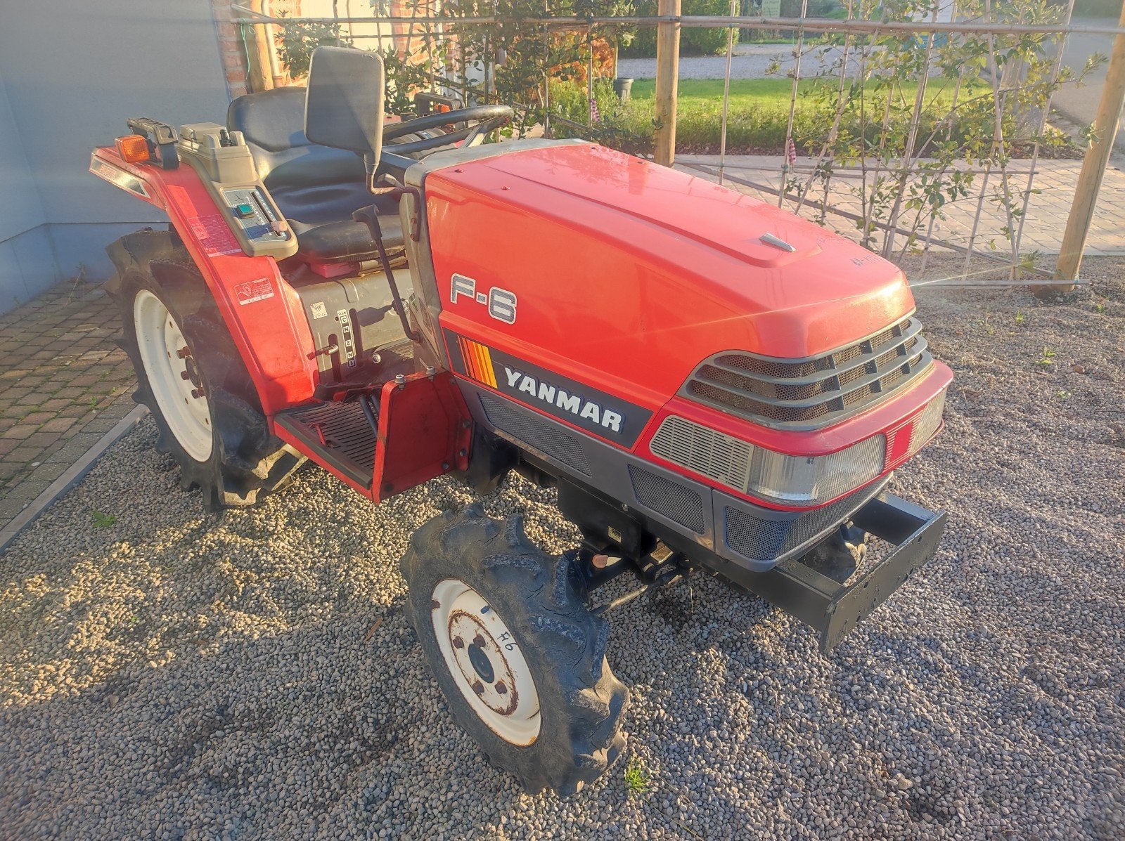 mini tractor, Zakelijke goederen, Ophalen