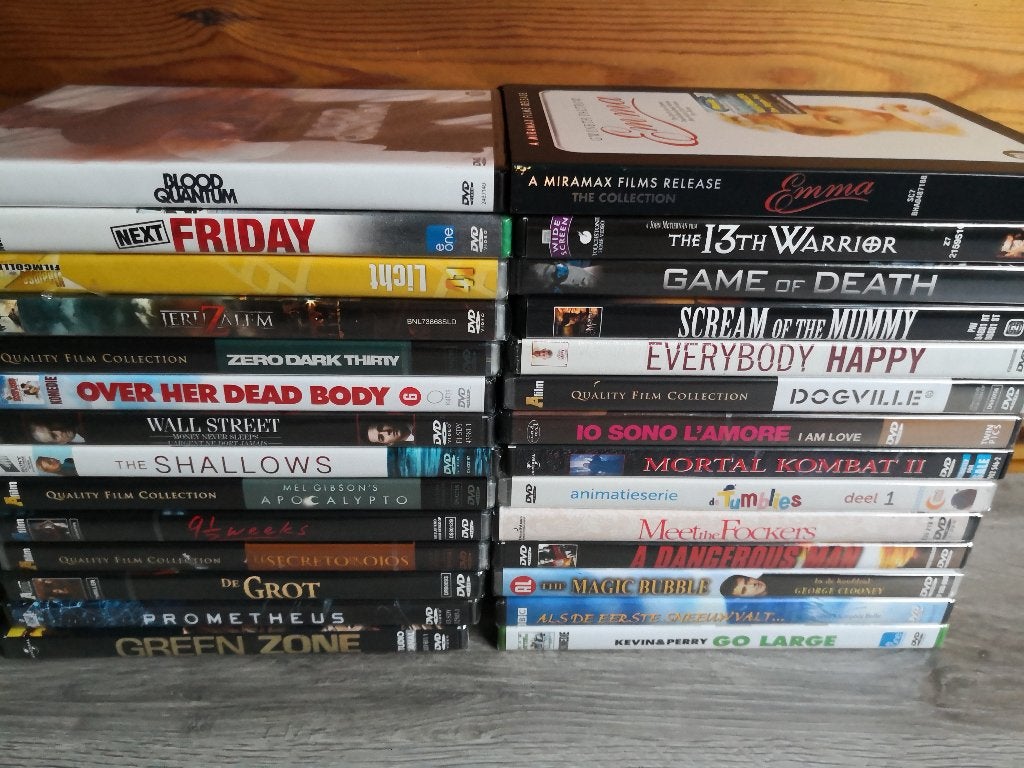 Verschillende dvd's uit te zoeken, Ophalen of Verzenden