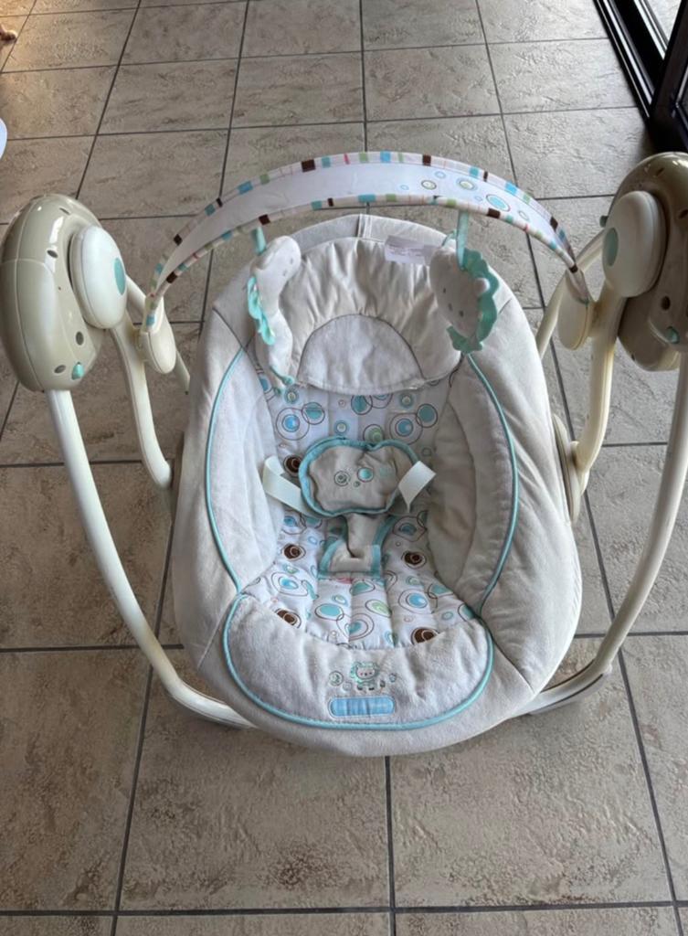 Babyschommel, Kinderen en Baby's, Wipstoeltjes, Ophalen, Zo goed als nieuw