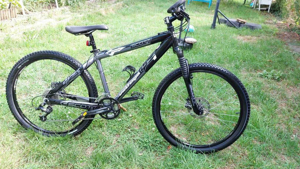 Vtt Sport SCOTT Uoltracing en parfait état., Enlèvement