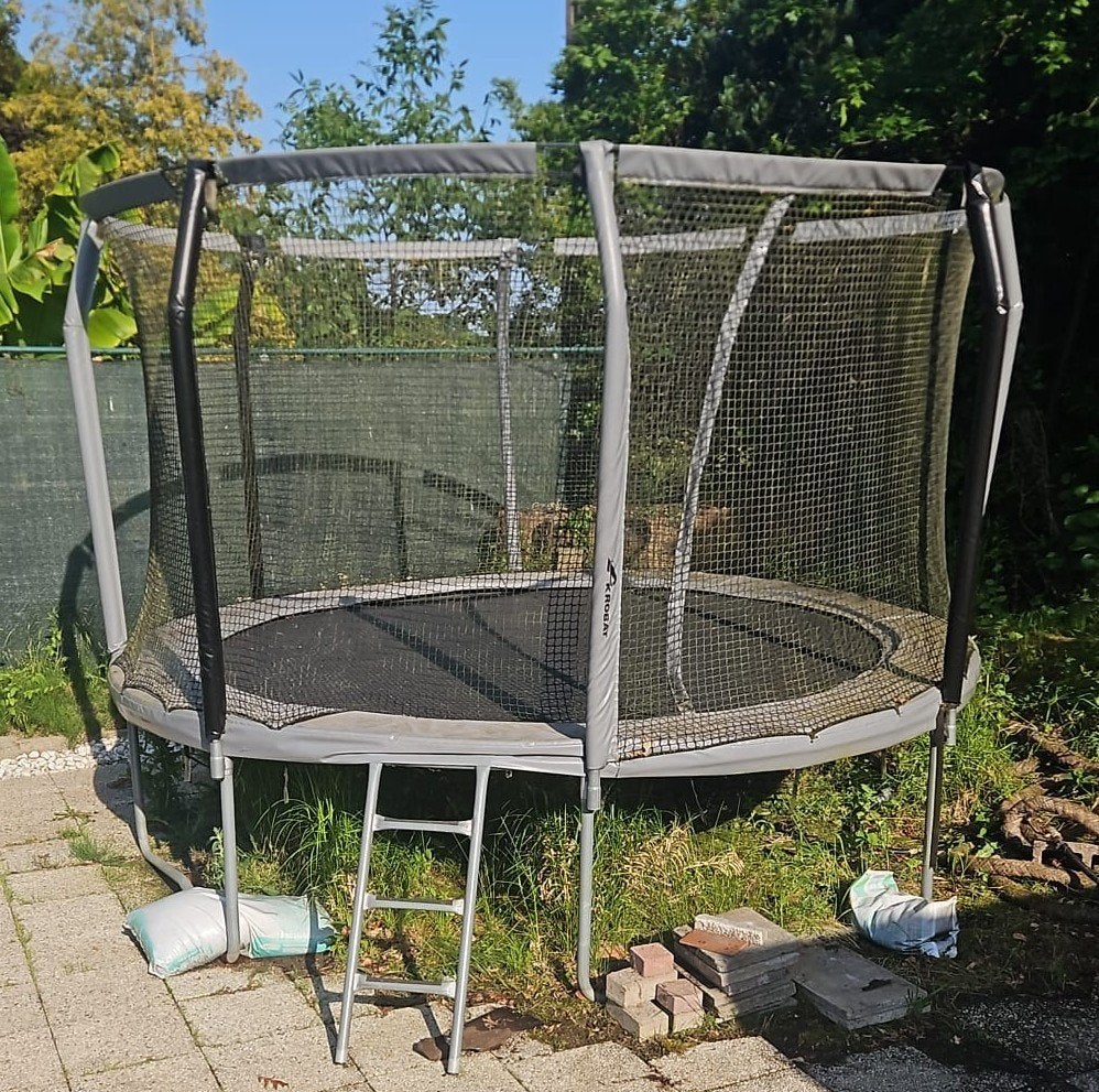 Trampoline, Ophalen, Gebruikt