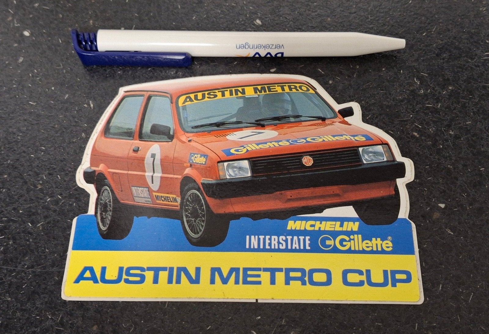 Autocollant de rallye automobile Michelin Gilette Austin Mor, Collections, Autocollants, Enlèvement ou Envoi, Comme neuf, Voiture ou Moto