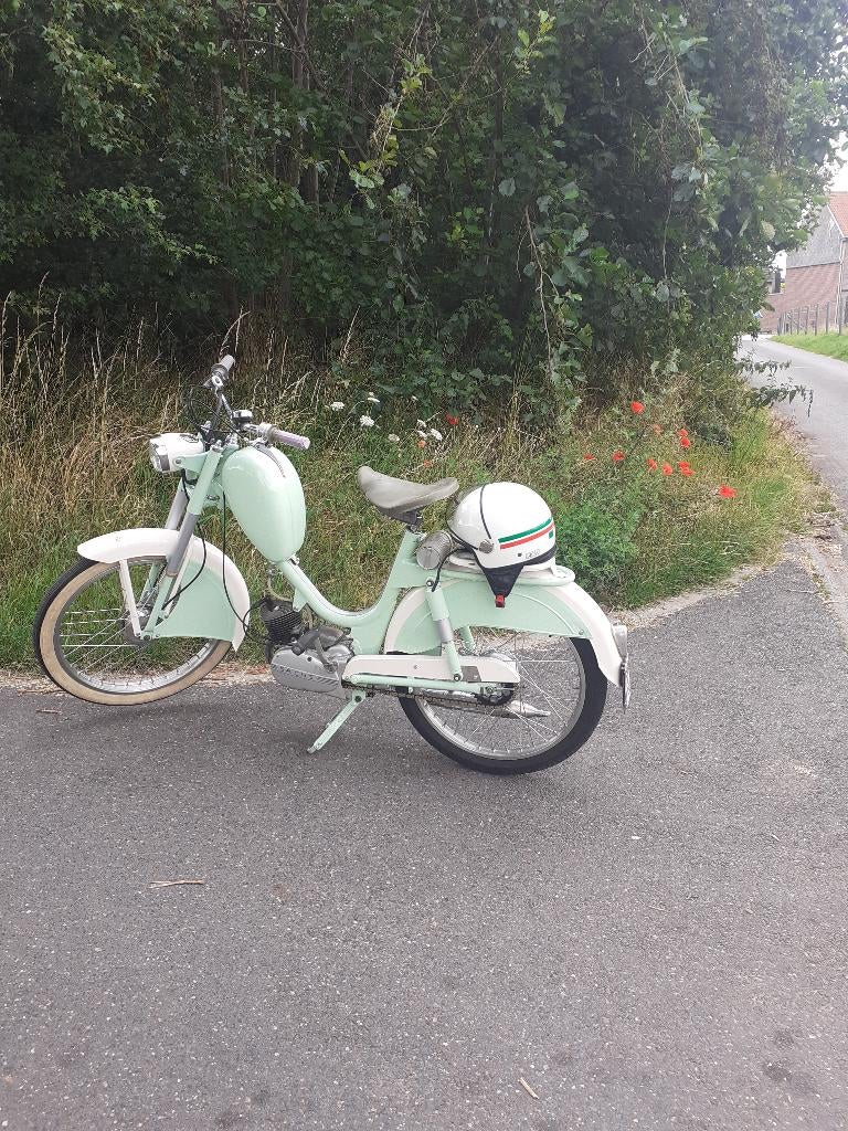 De Waele Sachs, 49 cc, Klasse B (45 km/u), 2 versnellingen, Ophalen